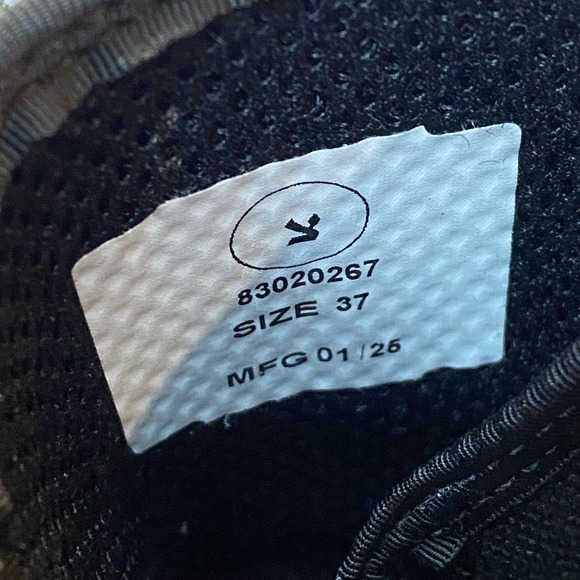 Black Vibram Sole Combat Boots Women's Size 37 Military Style Lace Up - Picture 6 of 11